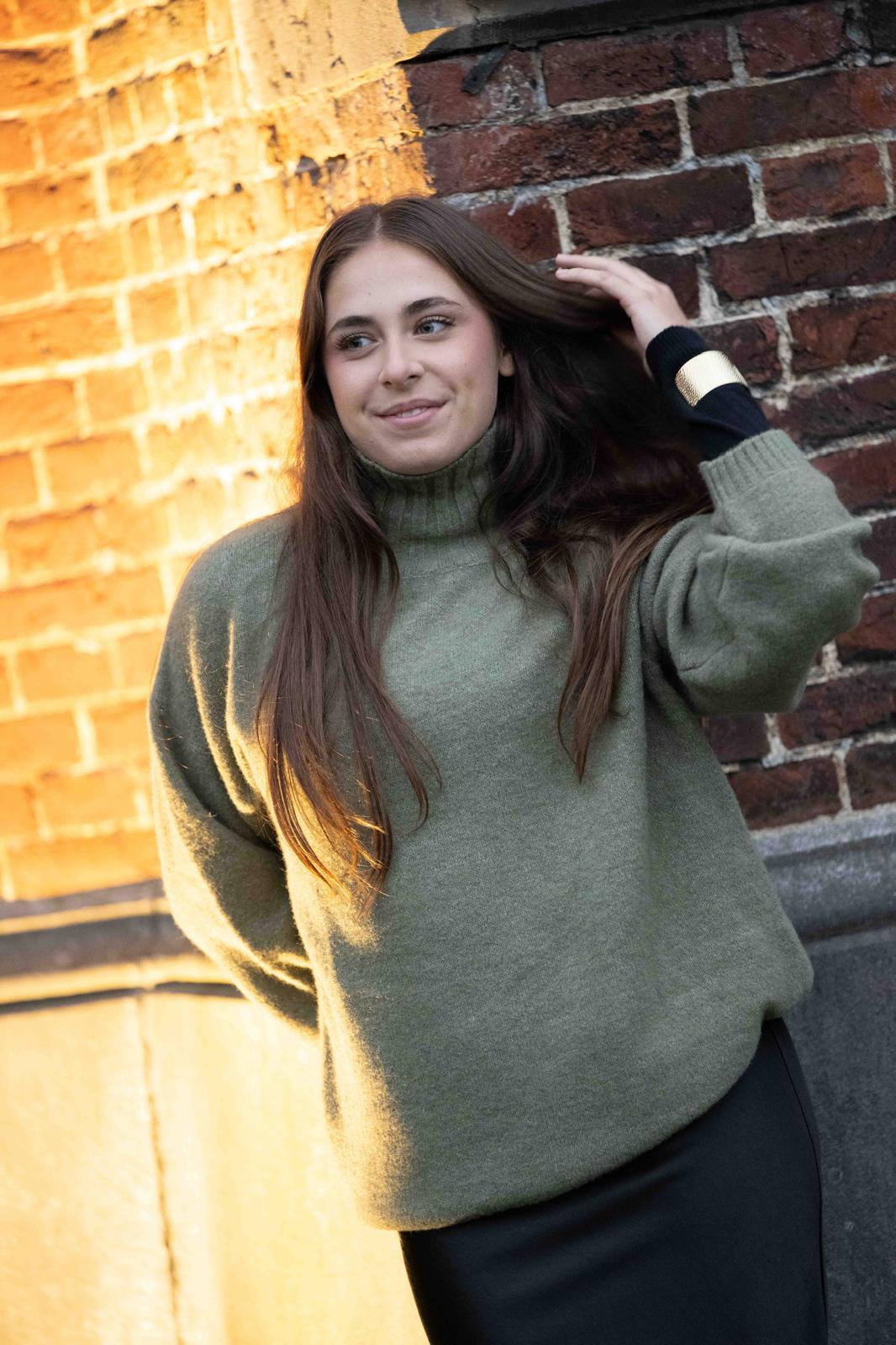Pull Maïna kaki