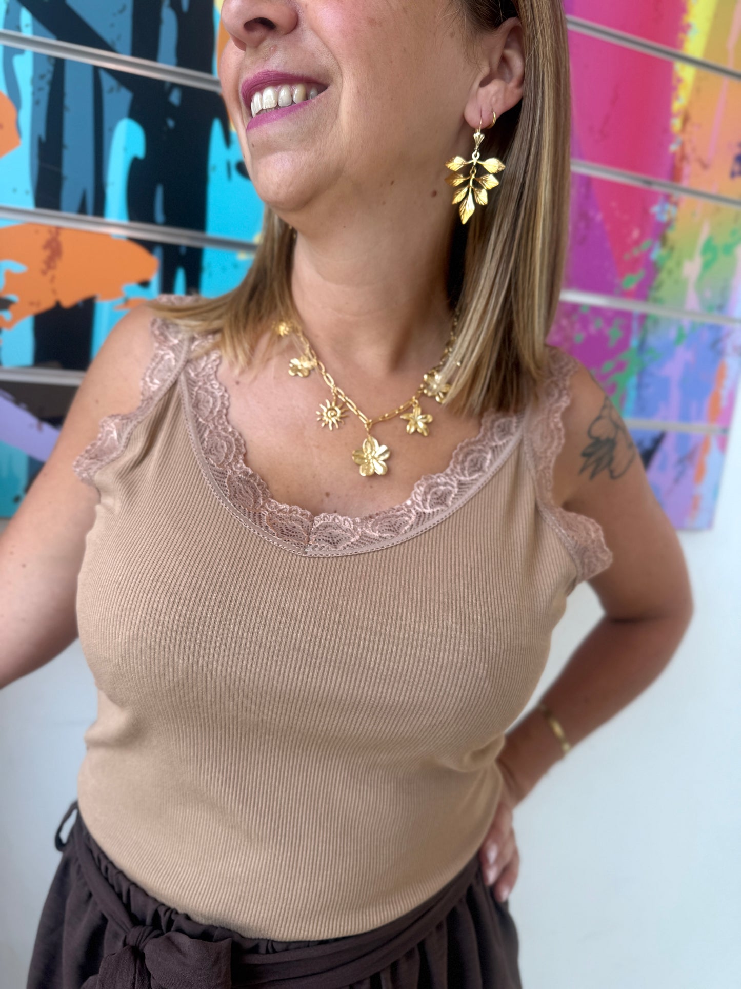 Top Valéria camel