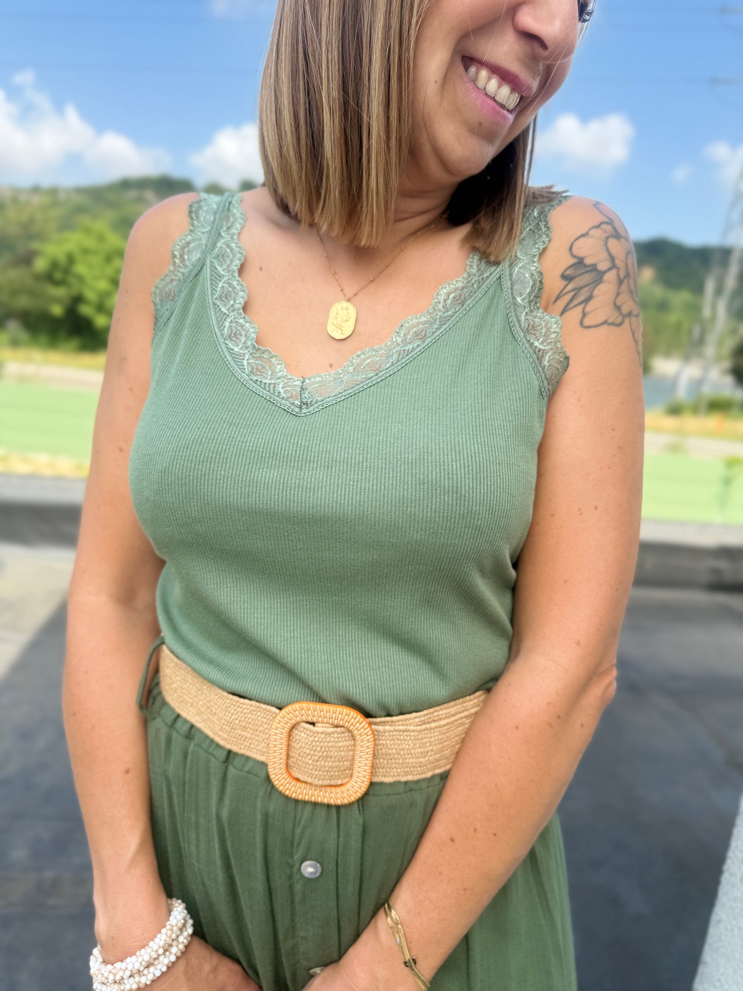 Top Valéria kaki