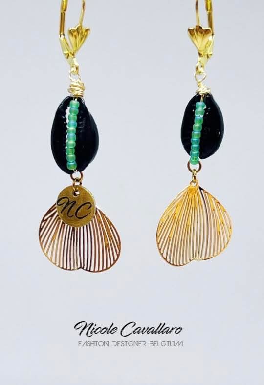 Boucle d'oreille doré Nicole cavallaro