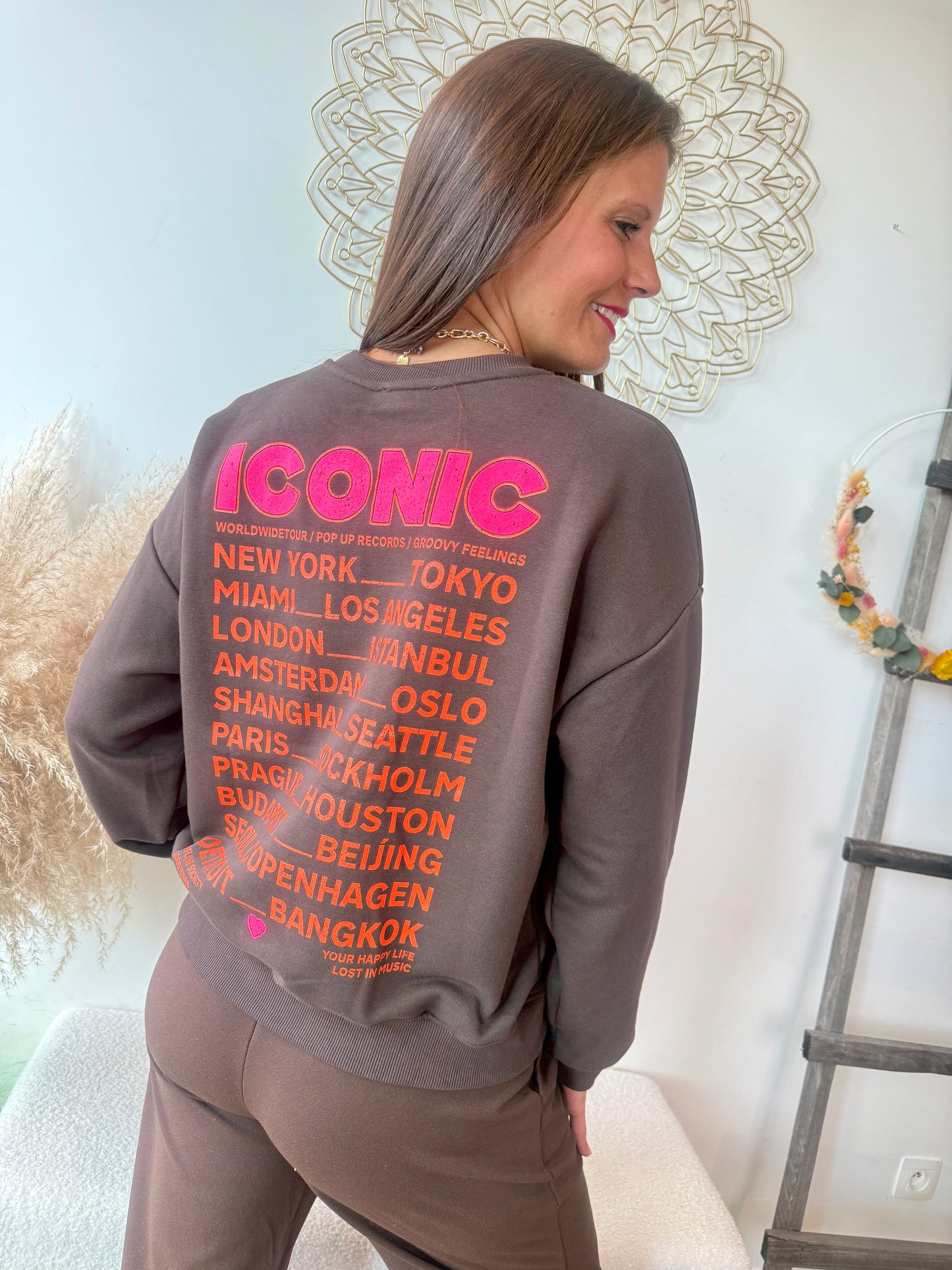 Sweat Iconic