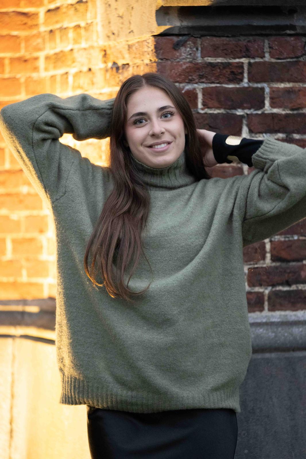 Pull Maïna kaki