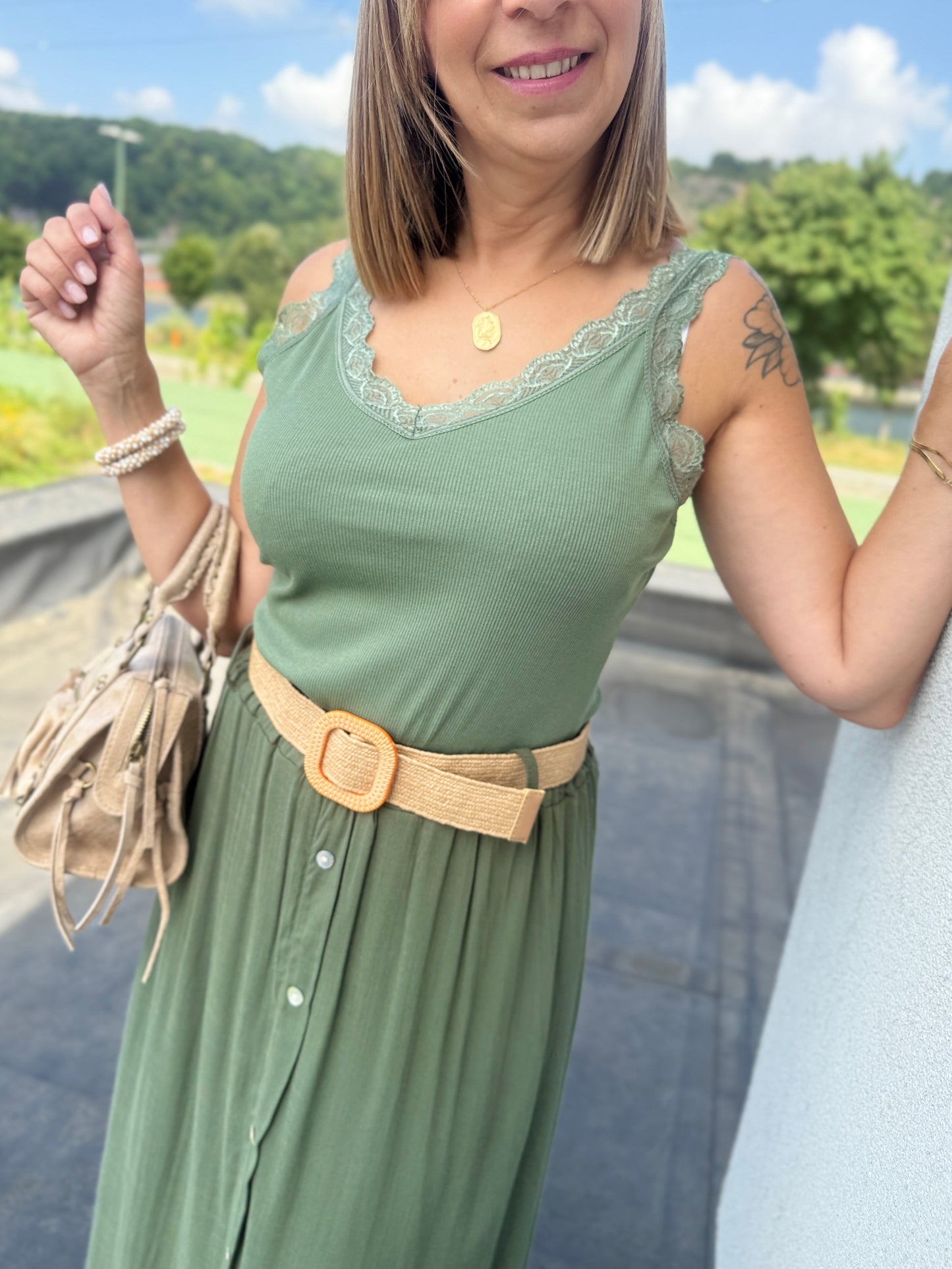 Top Valéria kaki