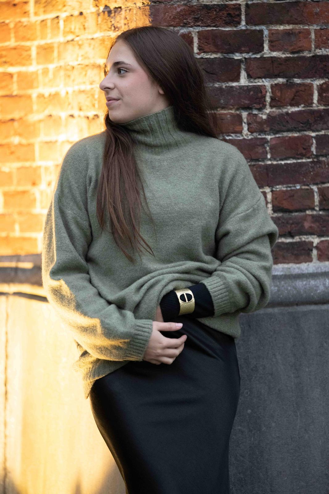 Pull Maïna kaki