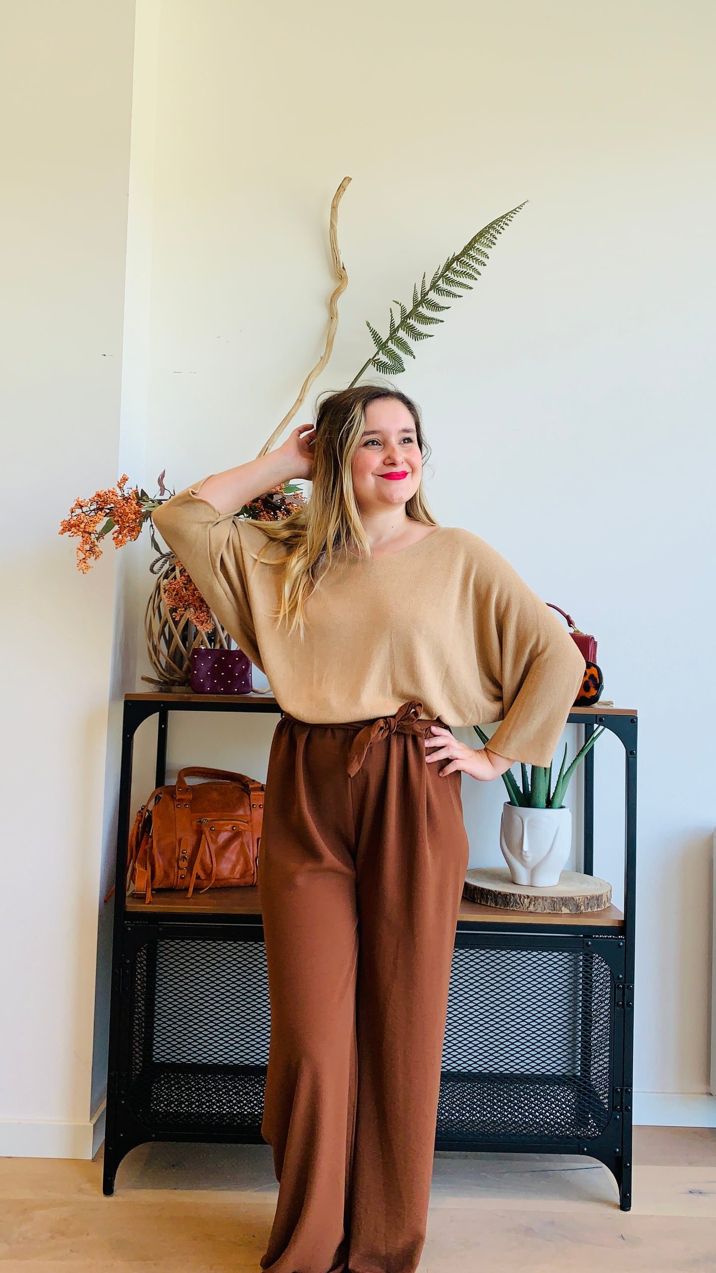 Pull Antonine camel clair