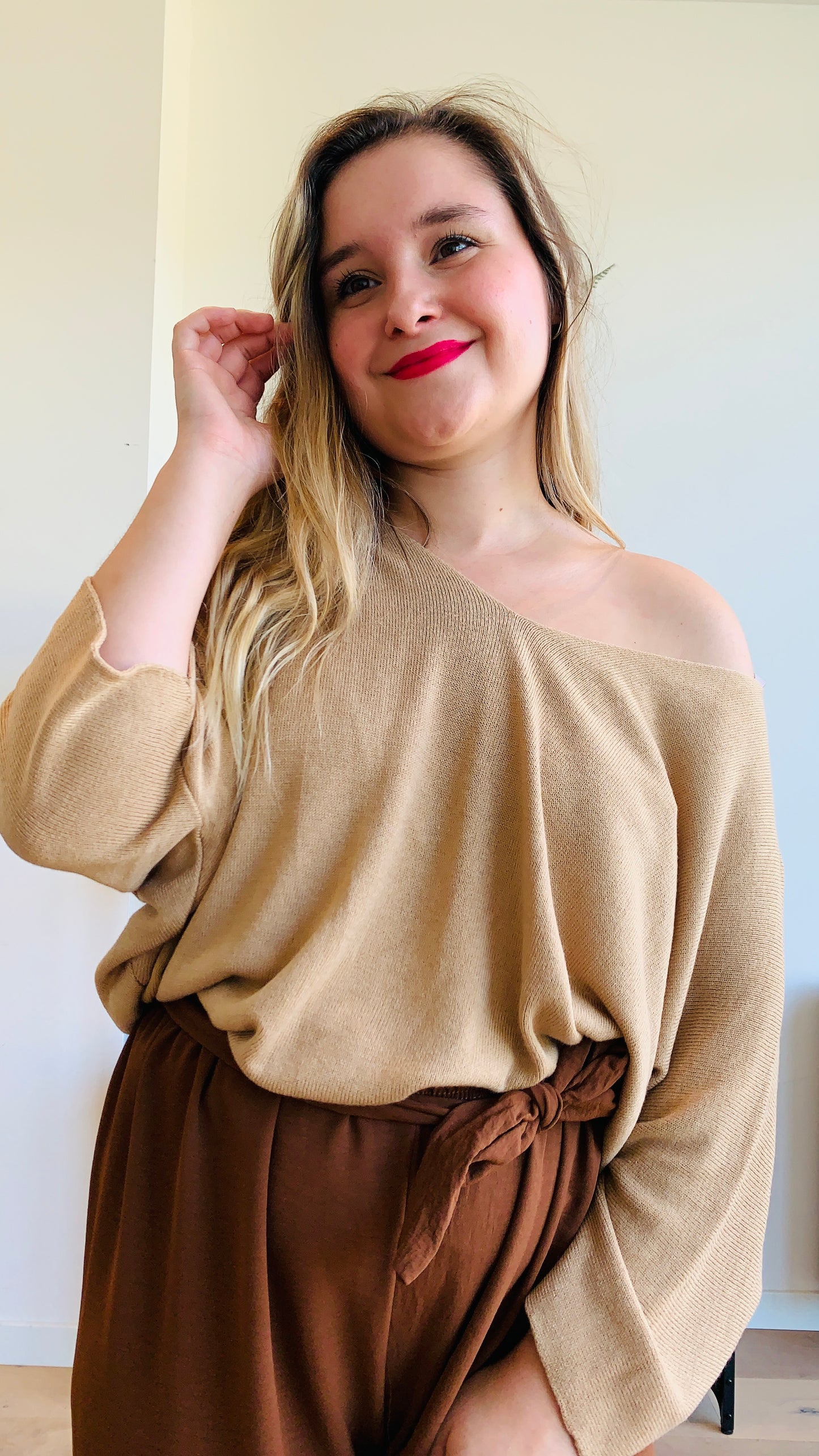 Pull Antonine camel clair