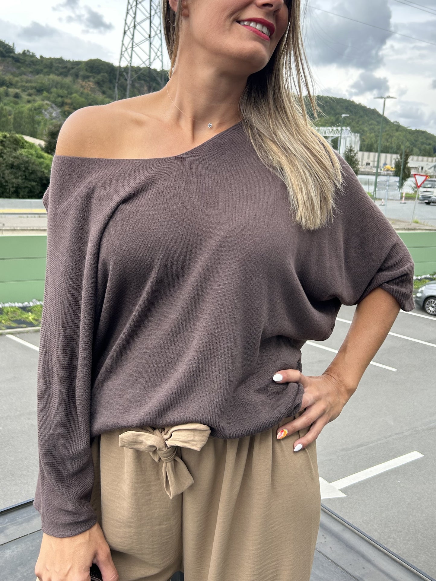 Pull Antonine marron