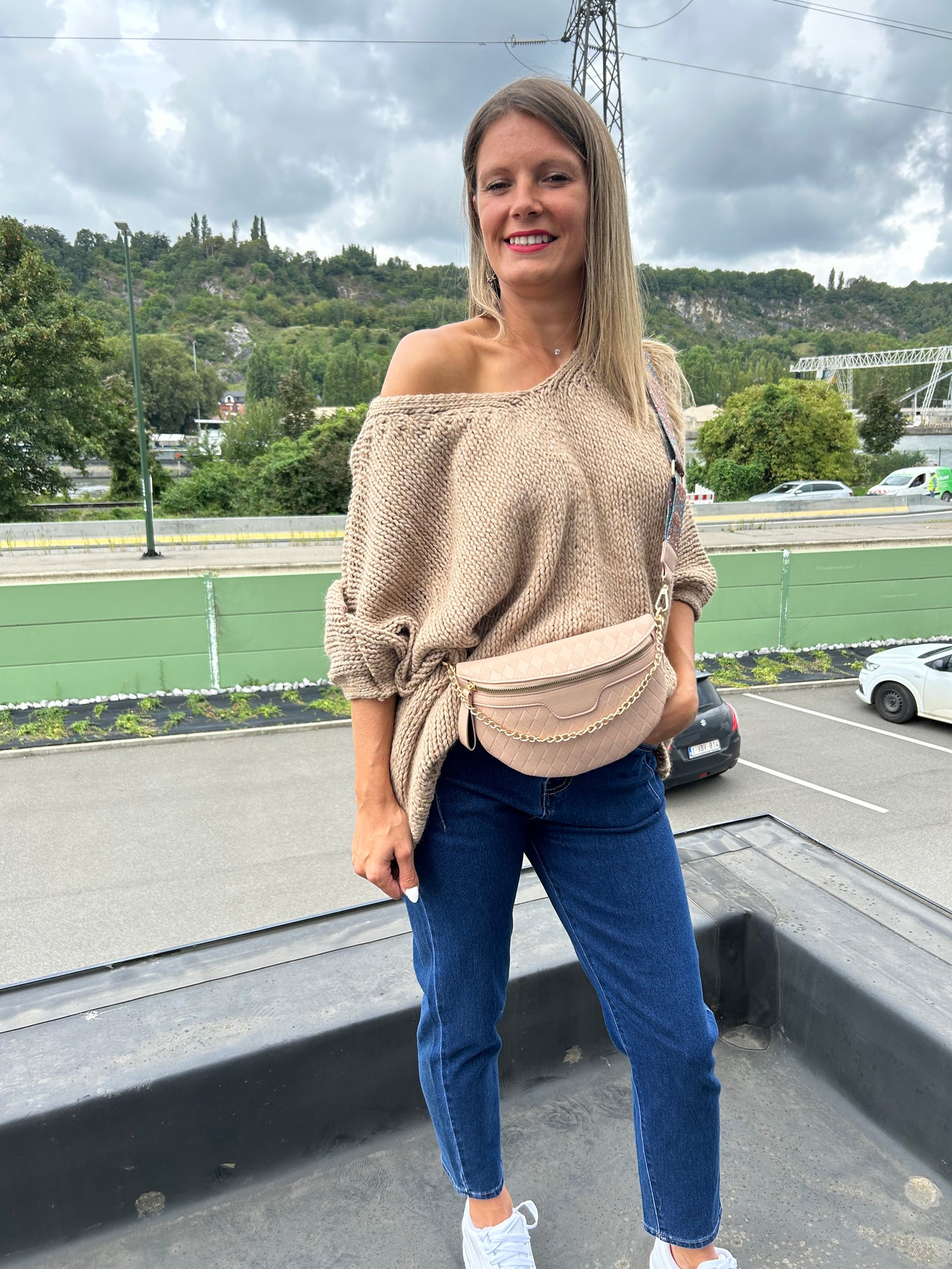 Pull Cameron beige