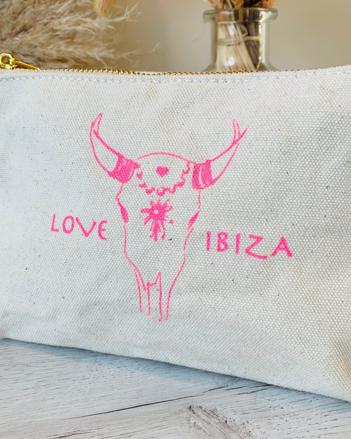 Make-up bag Love Ibiza pink