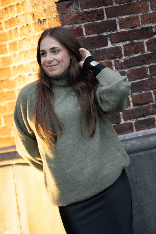 Pull Maïna kaki