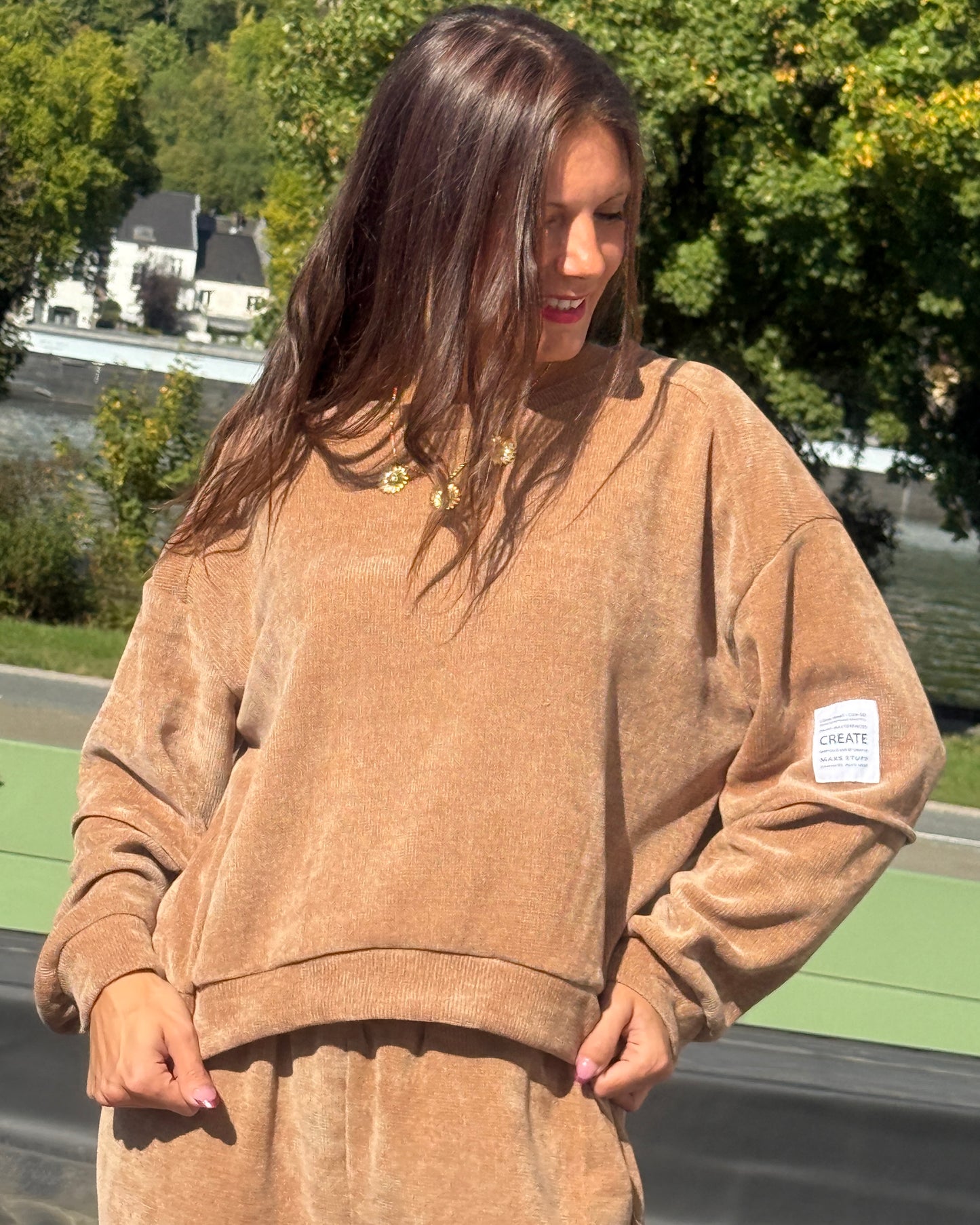 Sweat Coraline camel