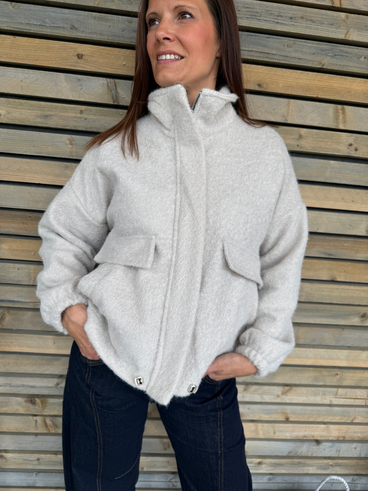 Veste Isota