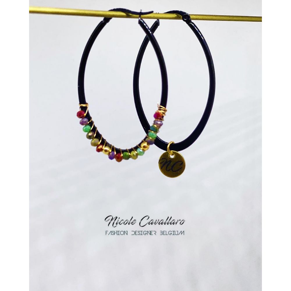 Boucle oreille créoles noires et perles colorées "Nicole Cavallaro"